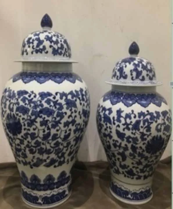 DECOR Vases & Vessels DR2102414.L in Ceramic — luxury Vases & Urns