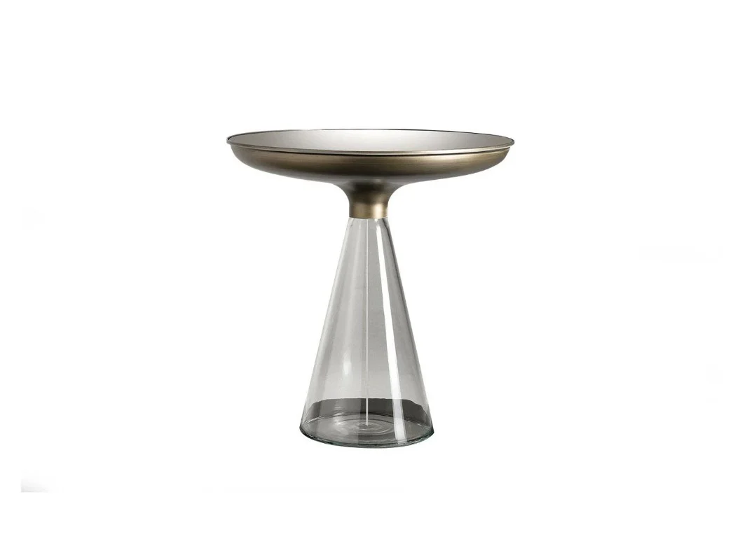 Fabiola in METAL GLASS — view 2