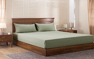 DESROCH CHAMELEON GREEN BED SHEET